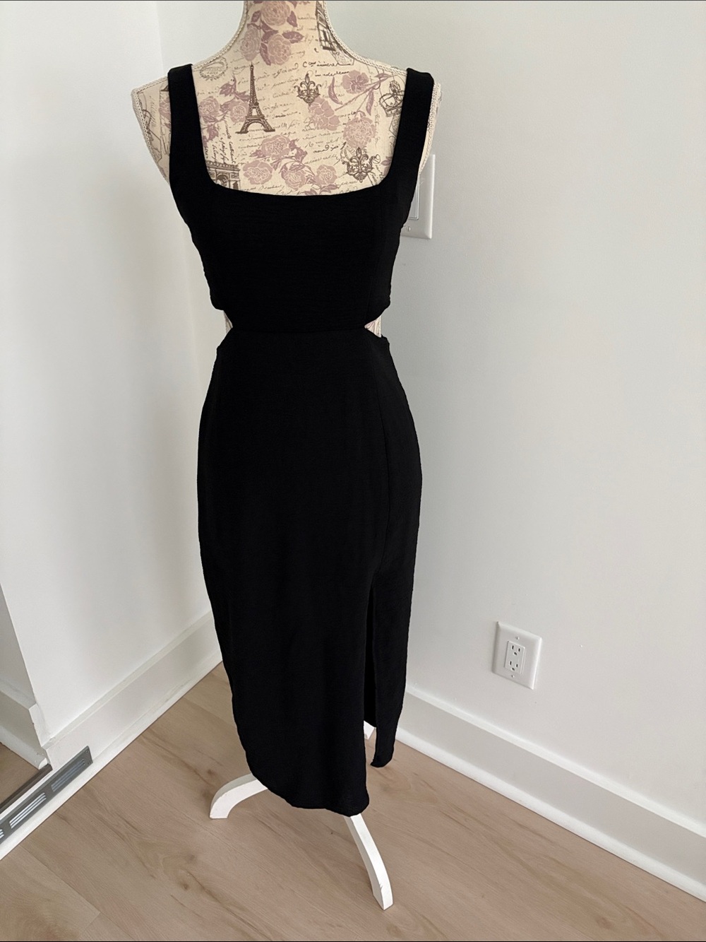 Black Cutout Tank Midi Dress